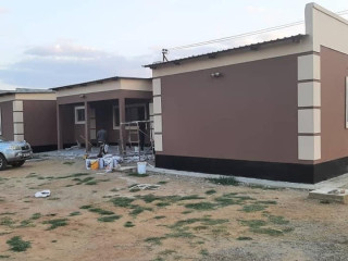 4-bedroom-farm-house-for-sale-in-10-miles