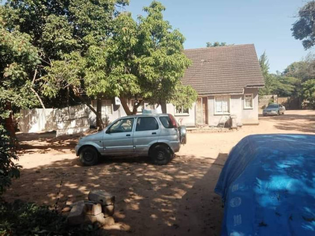 house-for-sale-in-woodlands-main-big-0