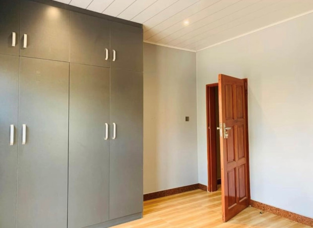 3-bedroom-flat-for-rent-in-new-kasama-big-5