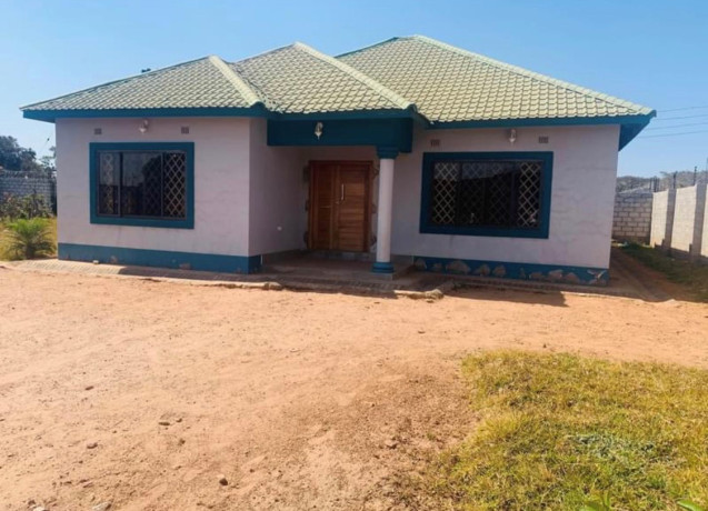 2-bedroom-house-for-sale-in-ibex-meanwood-big-4