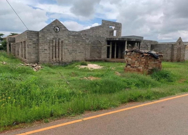 8-bedroom-house-for-sale-in-ibex-meanwood-big-1