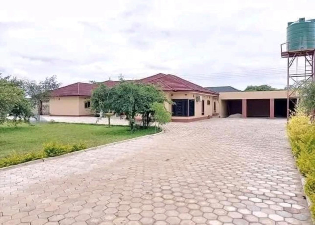 4-bedroom-house-for-sale-in-ibex-meanwood-big-1