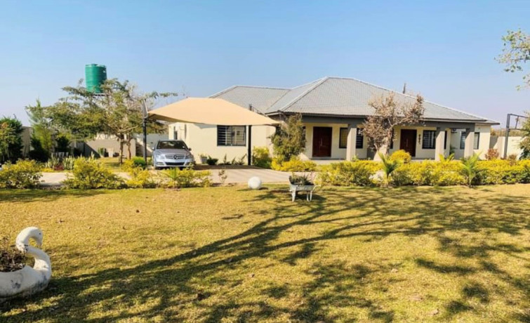 2-bedroom-flats-for-sale-in-ibex-meanwood-big-0