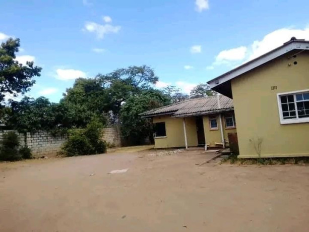 spacious-3-bedroom-house-for-sale-in-independence-avenue-big-2