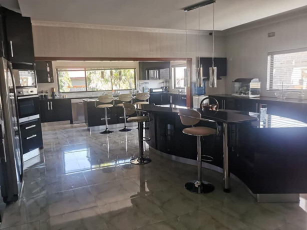 luxury-4-bedroom-house-for-sale-in-ibex-meanwood-big-2