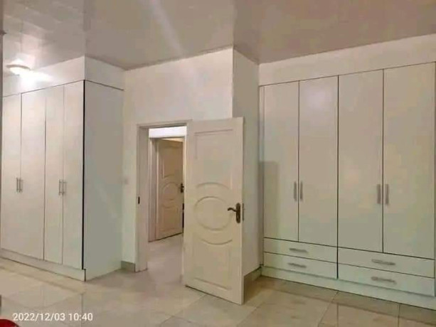 33-bedroom-flat-for-sale-in-meanwood-ibex-big-2