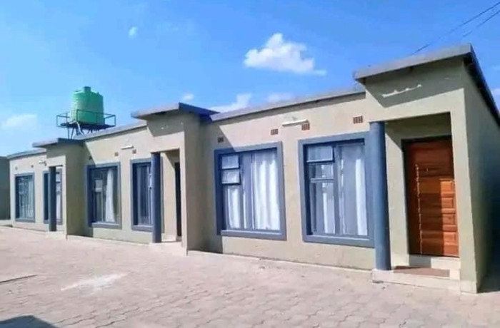 bedsitter-for-rent-in-lilayi-big-0