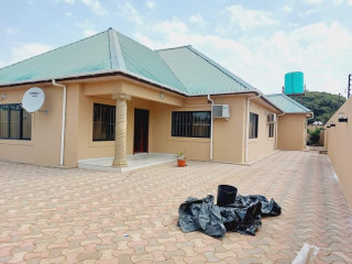 executive-3-bedroom-flat-for-sale-in-lilayi