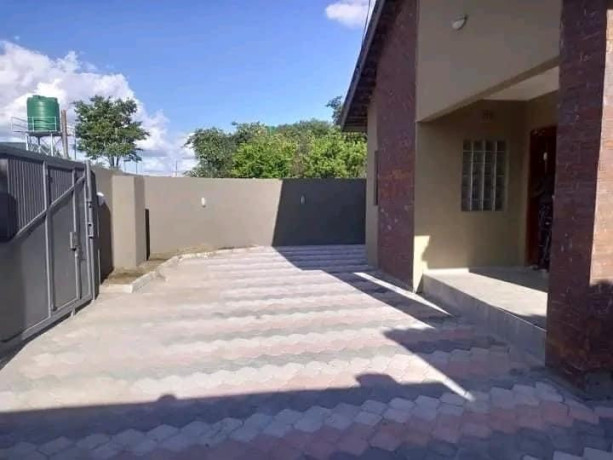 3-bedroom-flats-for-sale-in-lilayi-big-0