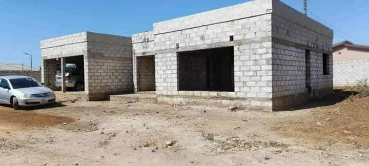 incomplete-3-bedroom-house-for-sale-in-chalala-big-4