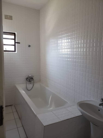 3-bedroom-house-for-sale-in-ibex-hill-big-9