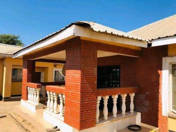 3-bedroom-house-for-sale-in-libala-big-6