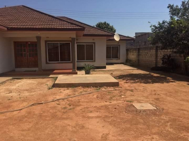 4-bedroom-house-for-sale-in-libala-south-big-8