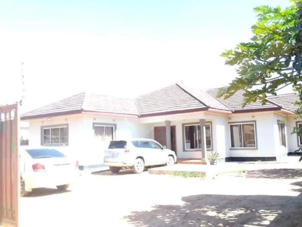 4-bedroom-house-for-sale-in-libala-south-big-4