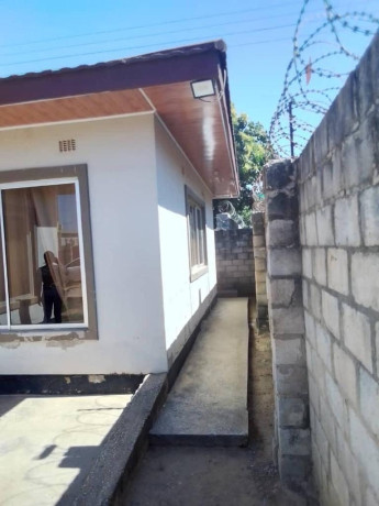 4-bedroom-house-for-sale-in-libala-south-big-8