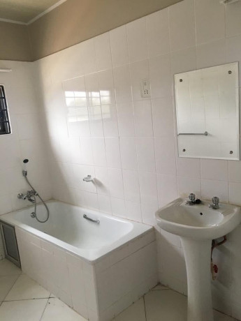 3-bedroom-flat-for-rent-in-kabulonga-big-4