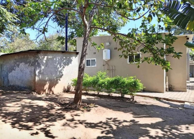 2-bedroom-flat-for-rent-in-kabulonga-big-0