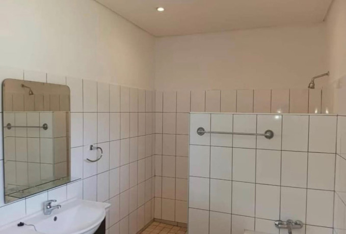 3-bedroom-house-for-rent-in-kabulonga-big-7