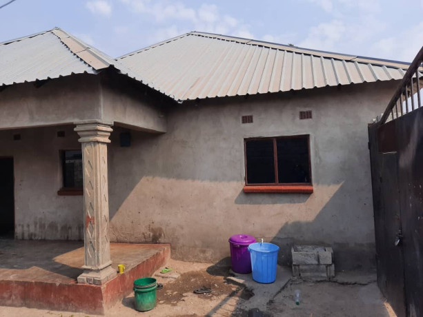 3-bedroom-house-for-sale-in-makeni-big-0