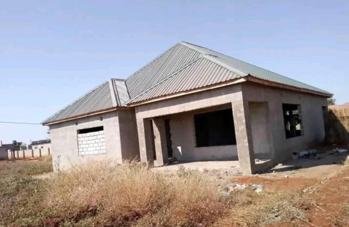 3-bedroom-house-for-sale-in-lilayi-estate-big-2