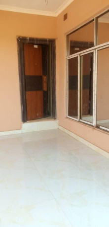 2-bedroom-flat-for-rent-in-makeni-big-9