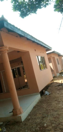 2-bedroom-flat-for-rent-in-makeni-big-5