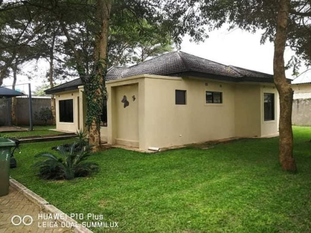 3-bedroom-house-for-rent-in-makeni-big-1