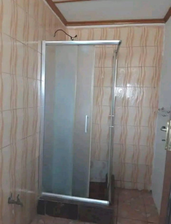 1-bedroom-flat-for-rent-in-makeni-big-5
