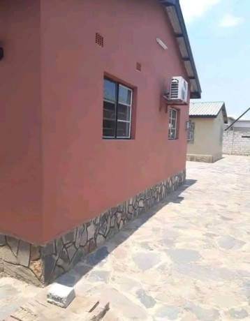 1-bedroom-flat-for-rent-in-makeni-big-1