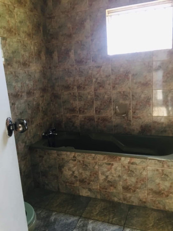 4-bedroom-house-for-rent-in-makeni-big-9