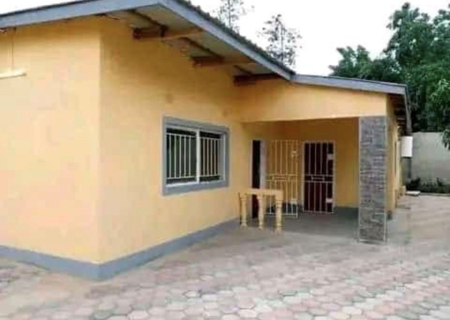 2-bedroom-house-for-rent-in-makeni-big-0