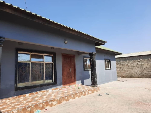 3-bedroom-house-for-sale-in-makeni-big-5