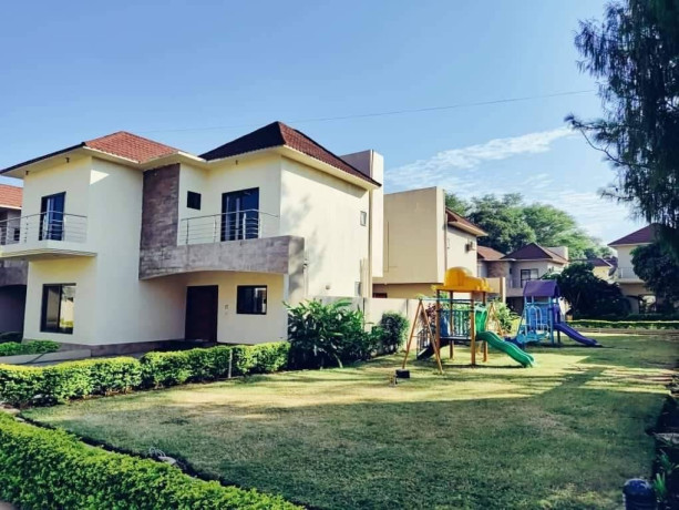 3-bedroom-duplex-flat-for-rent-in-roma-big-6