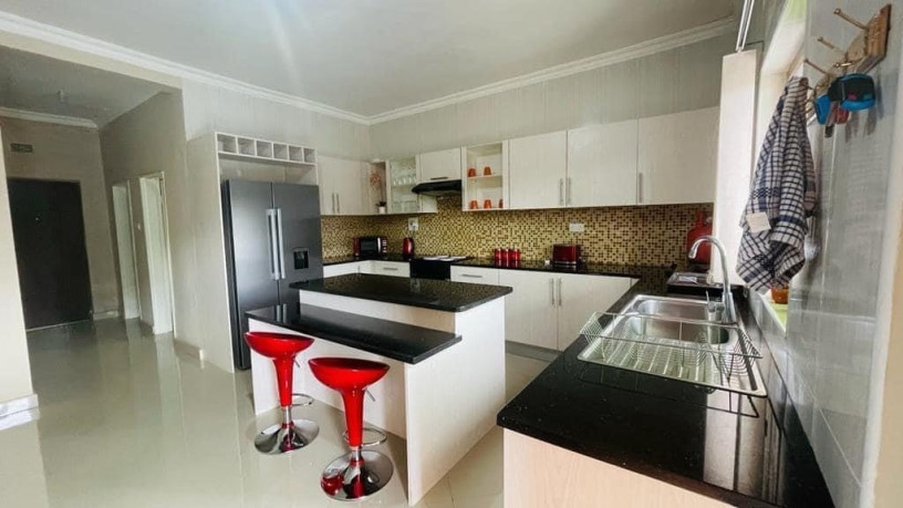 3-bedroom-flat-for-rent-in-roma-big-2