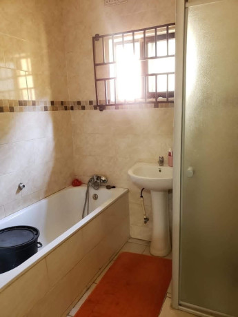 4-bedroom-house-for-rent-in-roma-big-9