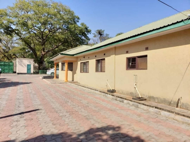 4-bedroom-house-for-rent-in-roma-big-8