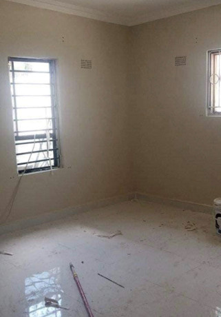 2-bedroom-flat-for-rent-in-roma-big-3