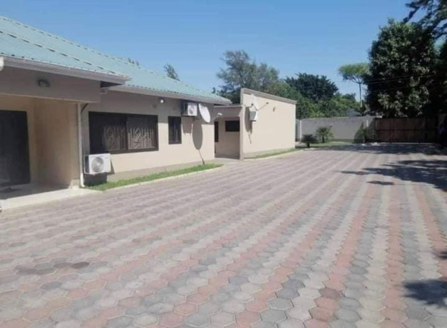 2-bedroom-flat-for-rent-in-roma-big-7