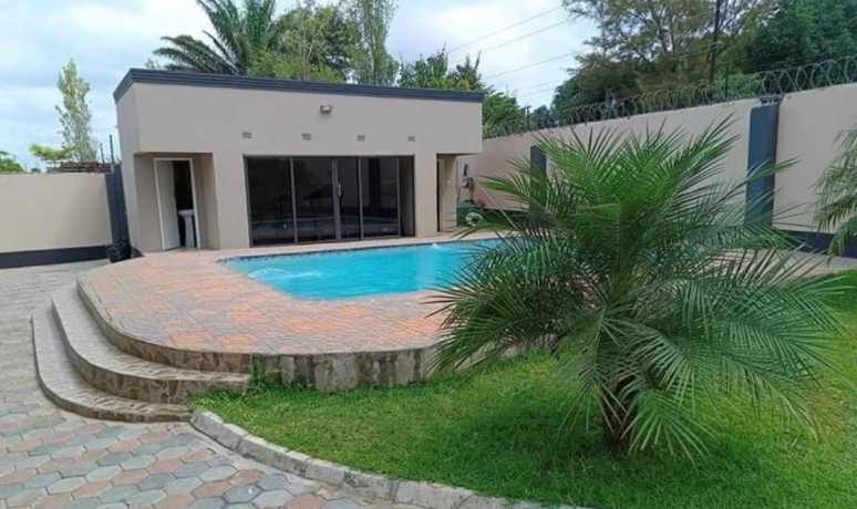 2-bedroom-flat-for-rent-in-roma-big-2