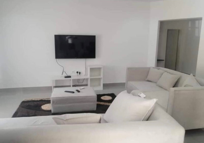 2-bedroom-flat-for-rent-in-roma-big-4