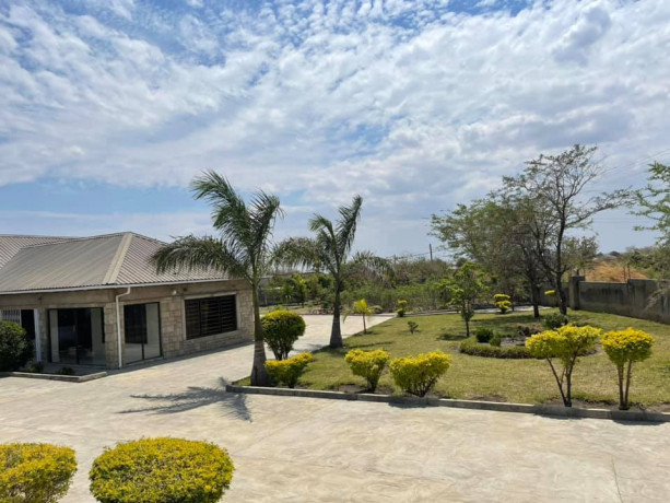 3-bedroom-house-for-sale-in-10-miles-big-1