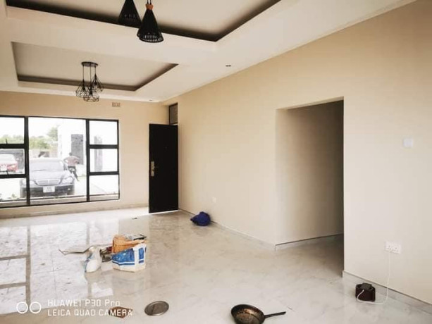 2-bedroom-flat-for-rent-in-chalala-big-7