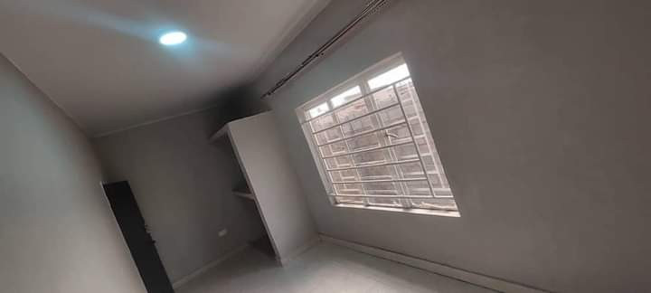 2-bedroom-flat-for-rent-in-makeni-villa-big-5