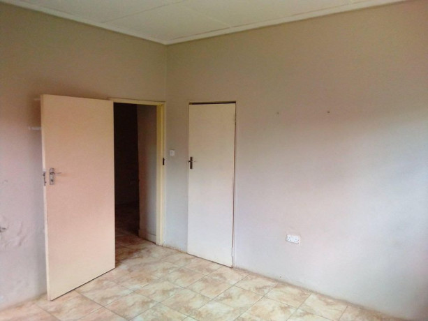 3-bedroom-flat-for-rent-in-salama-park-big-2
