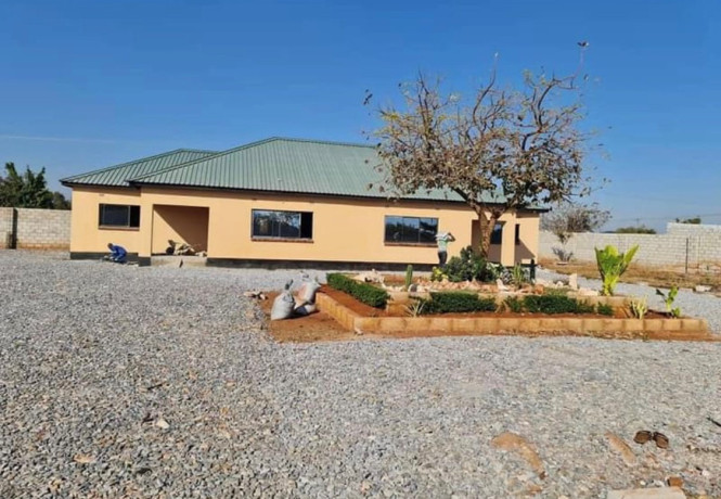 2-bedroom-flat-for-rent-in-new-kasama-big-0