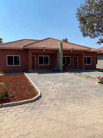 1-bedroom-apartment-for-rent-in-new-kasama-big-2