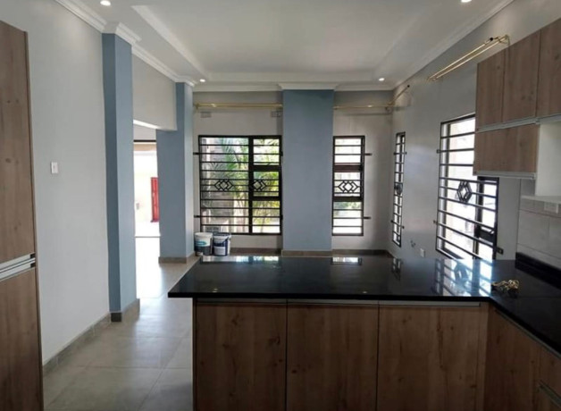 3-bedroom-flat-for-rent-in-new-kasama-big-4