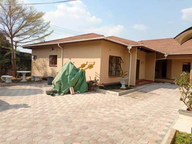 2-bedroom-house-for-rent-in-twin-palm-big-0
