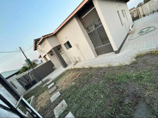 2-bedroom-flat-for-rent-in-waterfalls