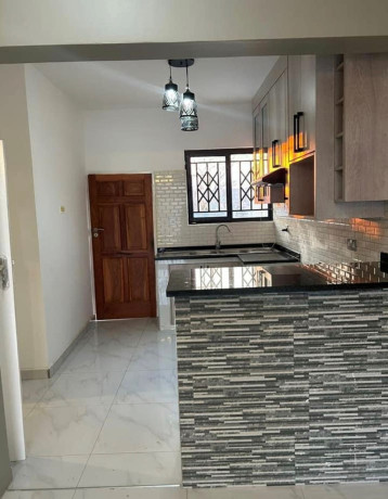 2-bedroom-flat-for-rent-in-waterfalls-big-4